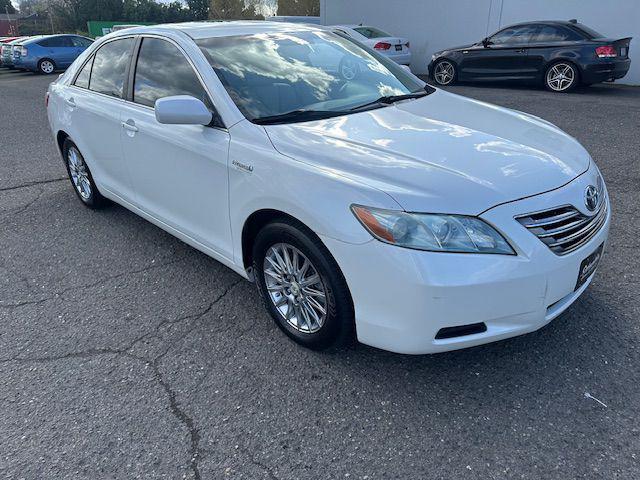 used 2007 Toyota Camry Hybrid car, priced at $5,900