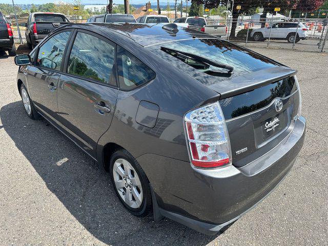 used 2007 Toyota Prius car, priced at $3,700