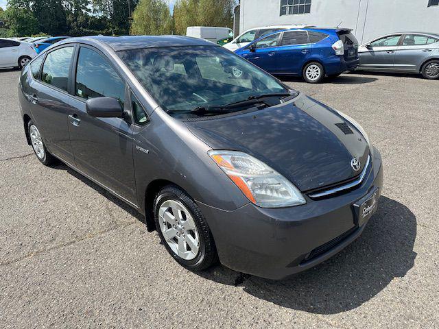 used 2007 Toyota Prius car, priced at $3,700