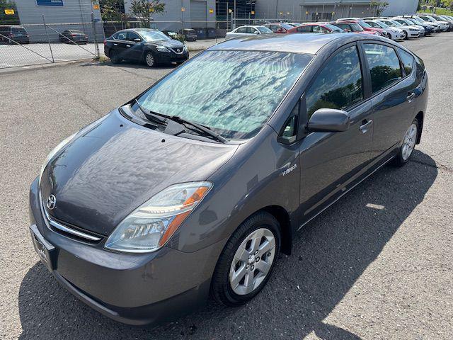 used 2007 Toyota Prius car, priced at $3,700