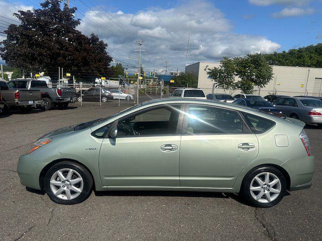 used 2007 Toyota Prius car, priced at $6,900