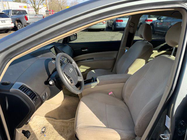 used 2004 Toyota Prius car, priced at $5,000