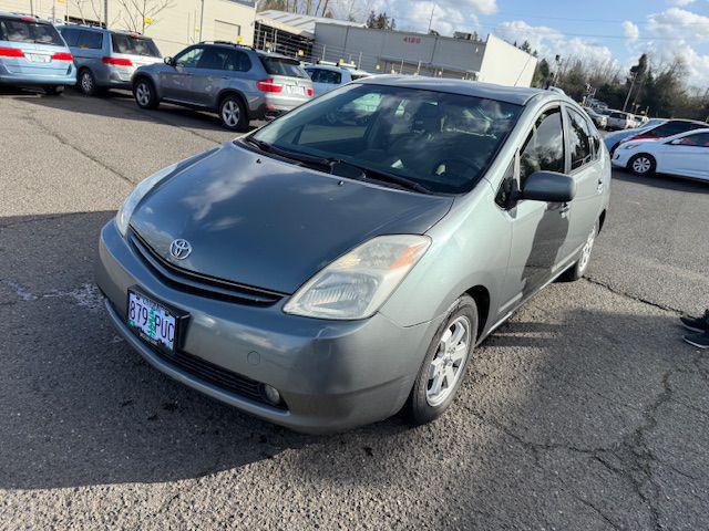 used 2004 Toyota Prius car, priced at $5,000