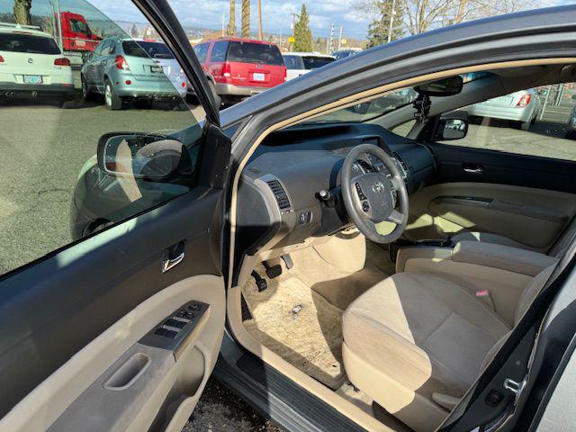 used 2004 Toyota Prius car, priced at $5,000