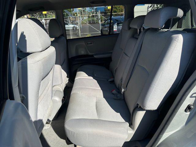 used 2006 Toyota Highlander Hybrid car, priced at $5,500