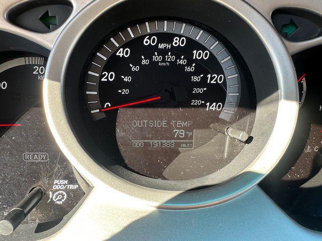 used 2006 Toyota Highlander Hybrid car, priced at $5,500