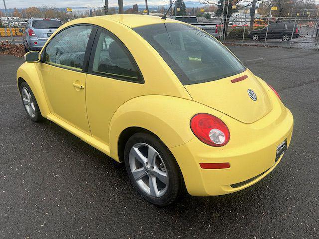 used 2007 Volkswagen New Beetle car, priced at $5,500