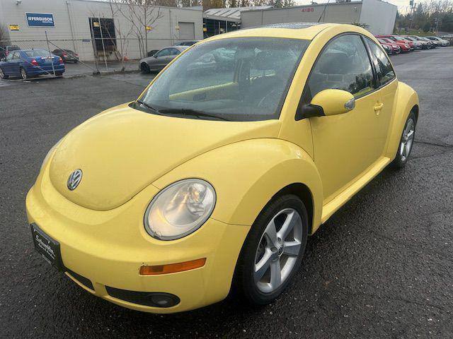 used 2007 Volkswagen New Beetle car, priced at $5,500