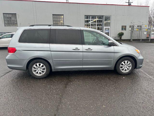 used 2009 Honda Odyssey car, priced at $5,500