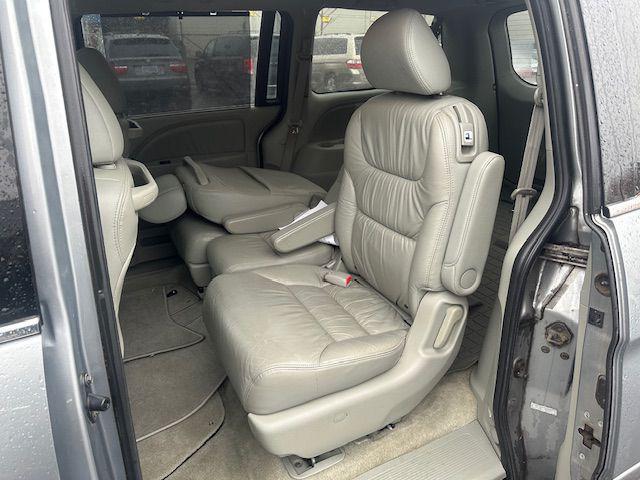 used 2009 Honda Odyssey car, priced at $5,500