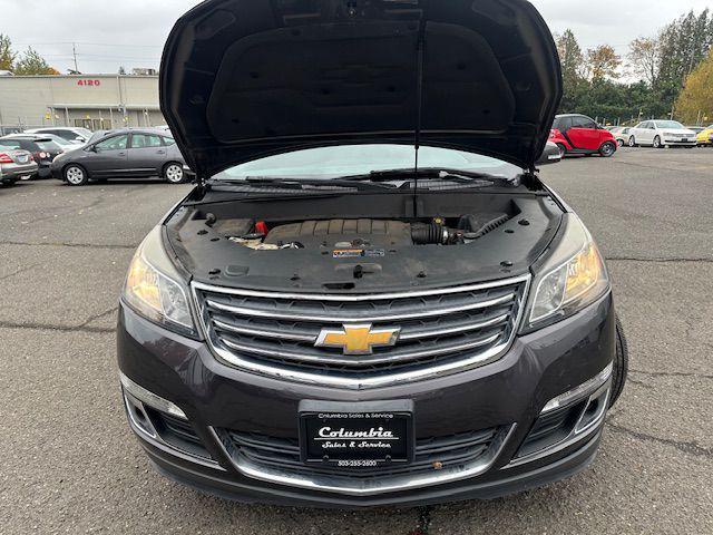 used 2014 Chevrolet Traverse car, priced at $9,995