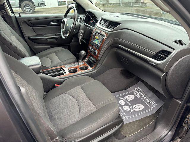 used 2014 Chevrolet Traverse car, priced at $9,995