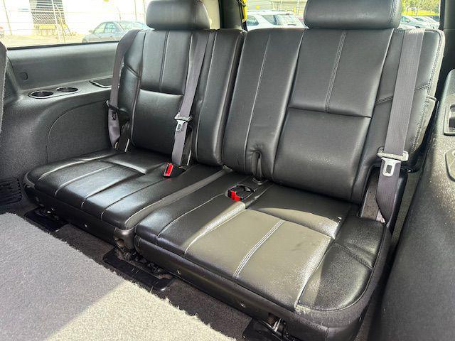 used 2014 Chevrolet Suburban car, priced at $7,900