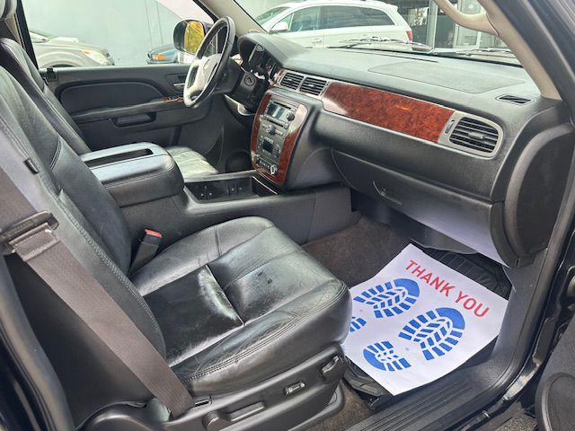 used 2014 Chevrolet Suburban car, priced at $7,900