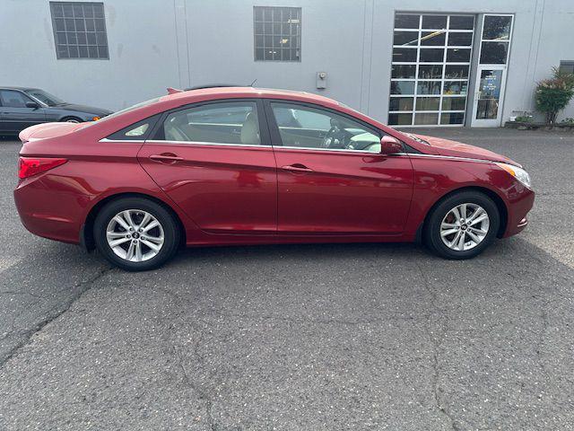 used 2013 Hyundai Sonata car, priced at $8,500