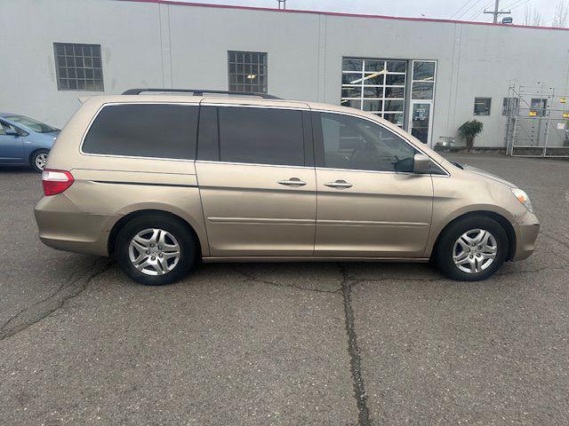 used 2006 Honda Odyssey car, priced at $3,500