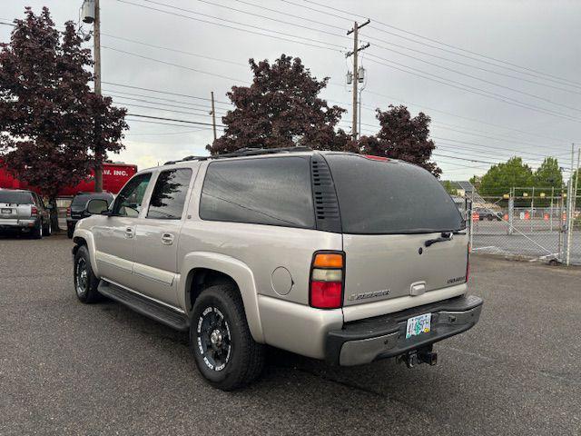 used 2004 Chevrolet Suburban car, priced at $4,900