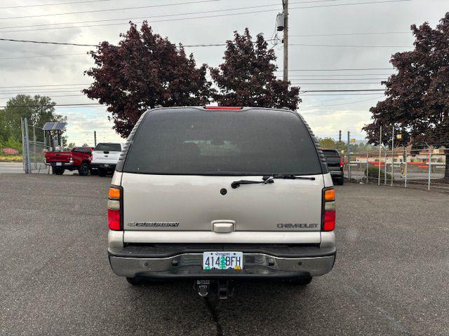 used 2004 Chevrolet Suburban car, priced at $4,900