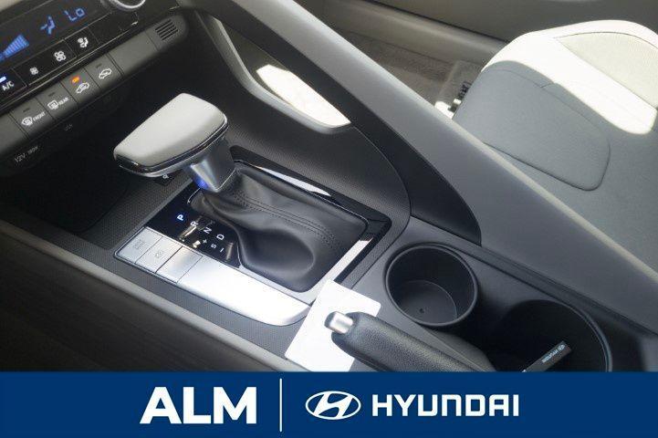 new 2025 Hyundai Elantra car, priced at $24,035