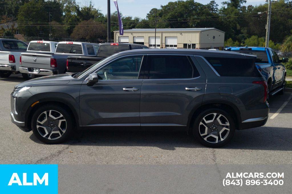 used 2024 Hyundai Palisade car, priced at $31,920