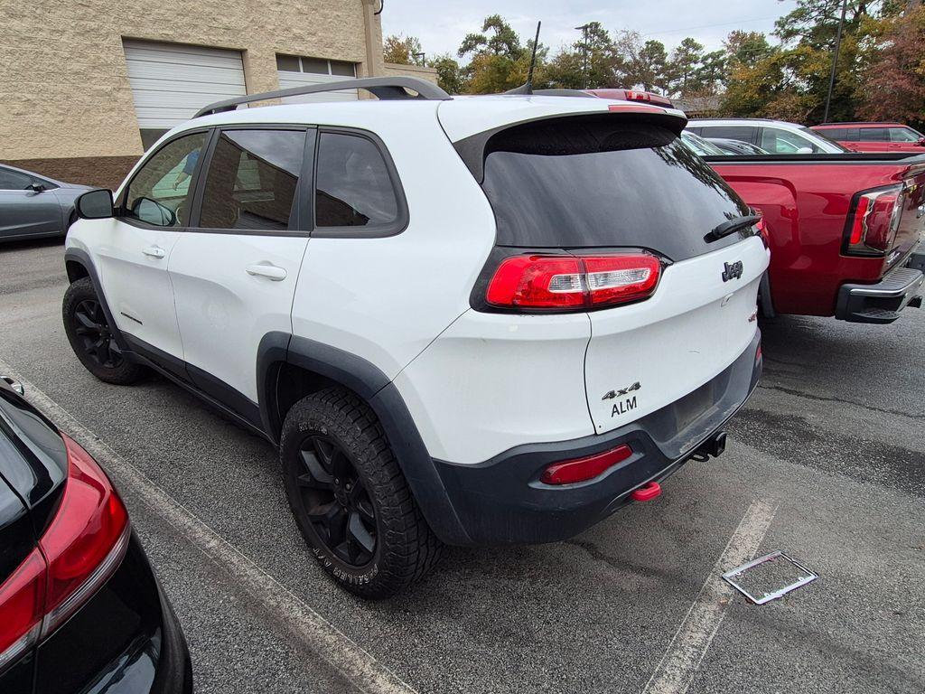 used 2016 Jeep Cherokee car, priced at $10,920