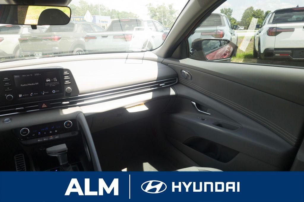 new 2025 Hyundai Elantra car, priced at $23,012