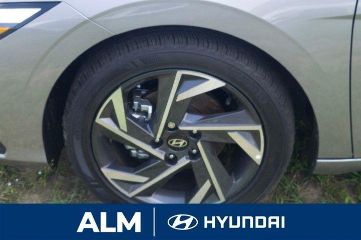 new 2025 Hyundai Elantra car, priced at $22,465