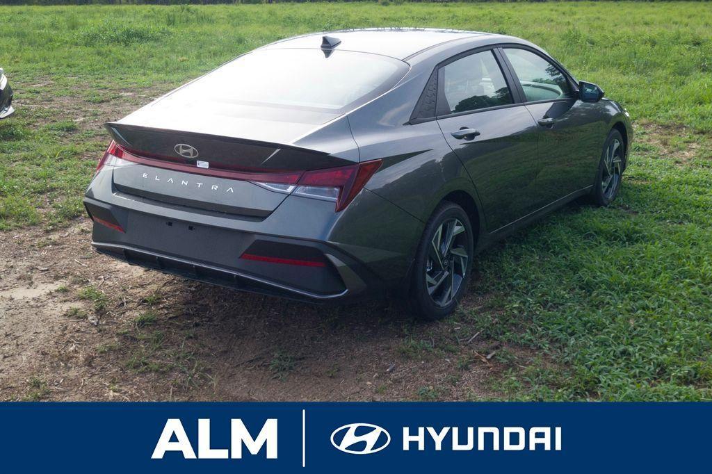 new 2025 Hyundai Elantra car, priced at $21,595