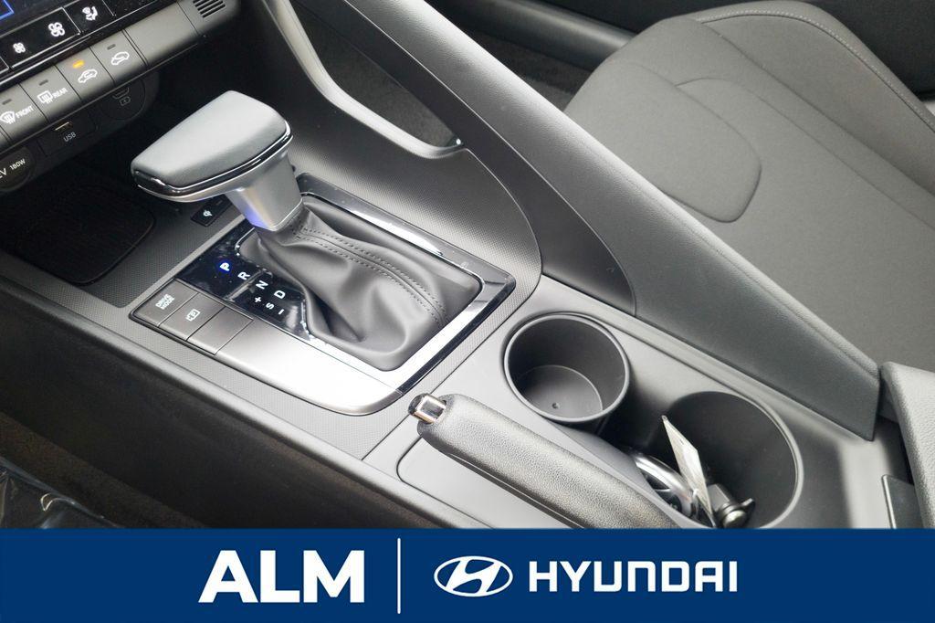 new 2025 Hyundai Elantra car, priced at $22,911