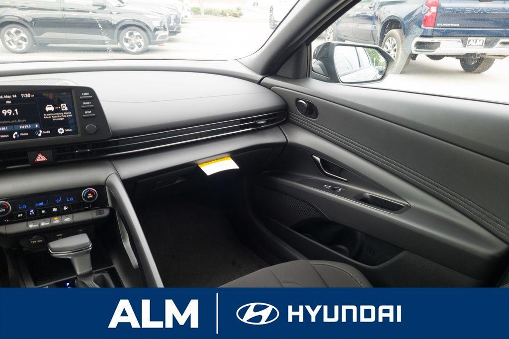 new 2025 Hyundai Elantra car, priced at $22,911