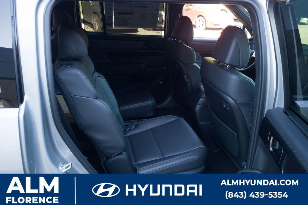 new 2025 Hyundai Santa Fe HEV car, priced at $46,995