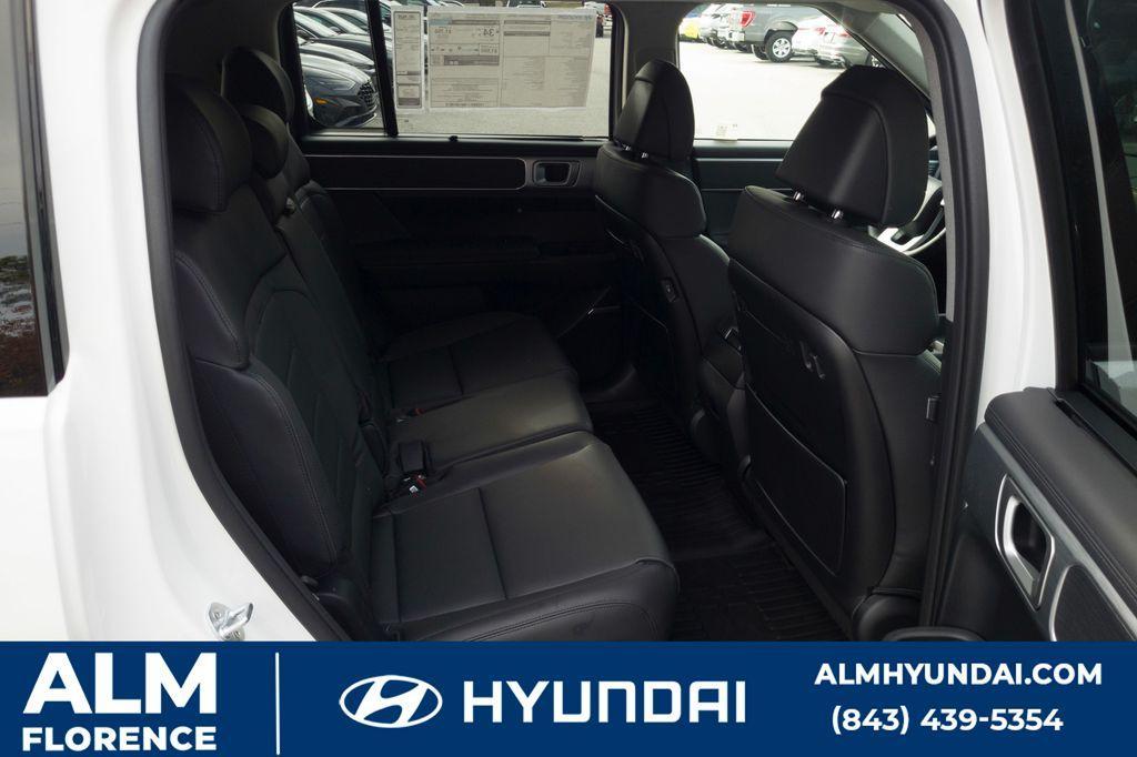 new 2025 Hyundai Santa Fe HEV car, priced at $44,995