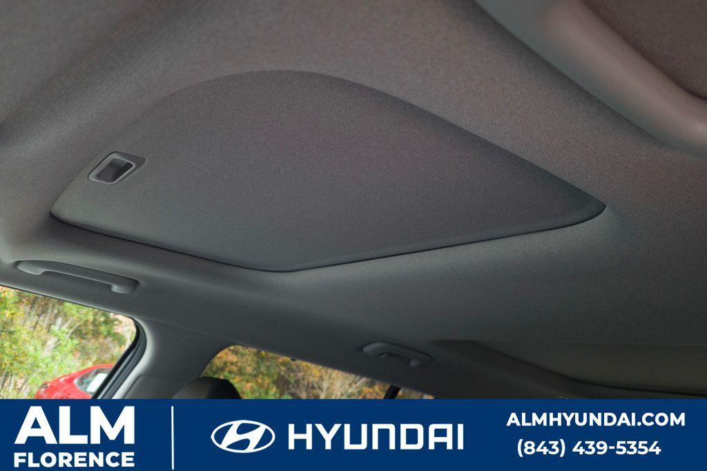 new 2025 Hyundai Santa Fe HEV car, priced at $44,995