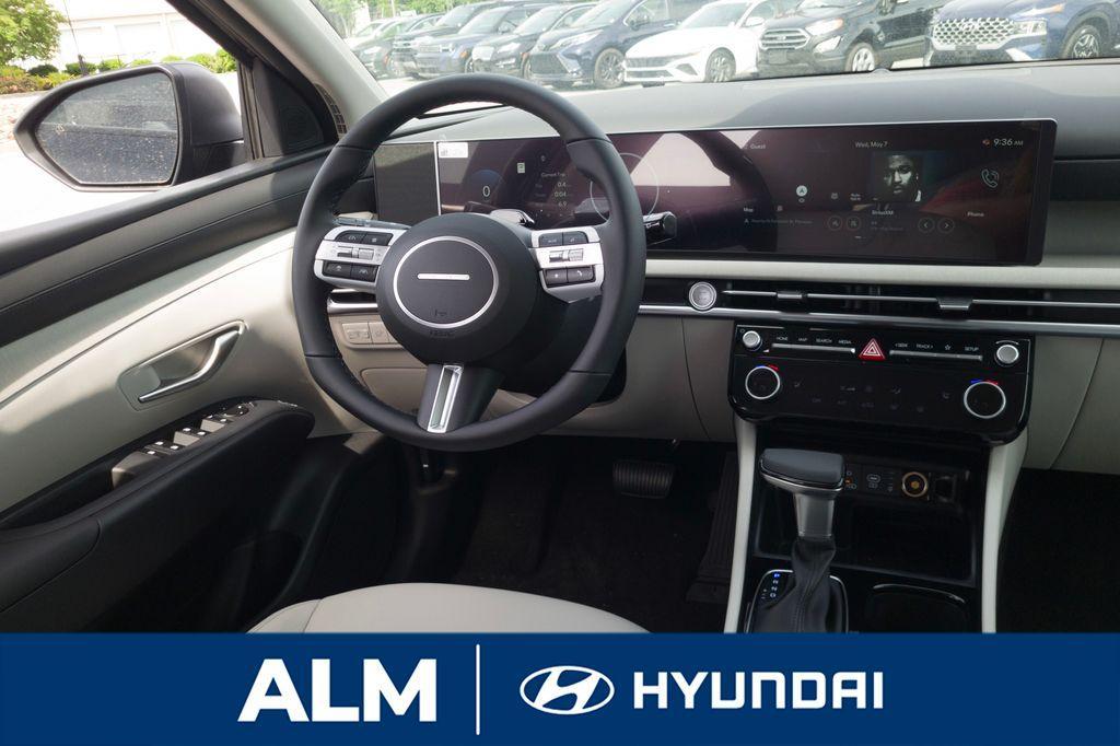 new 2025 Hyundai Tucson car, priced at $30,995