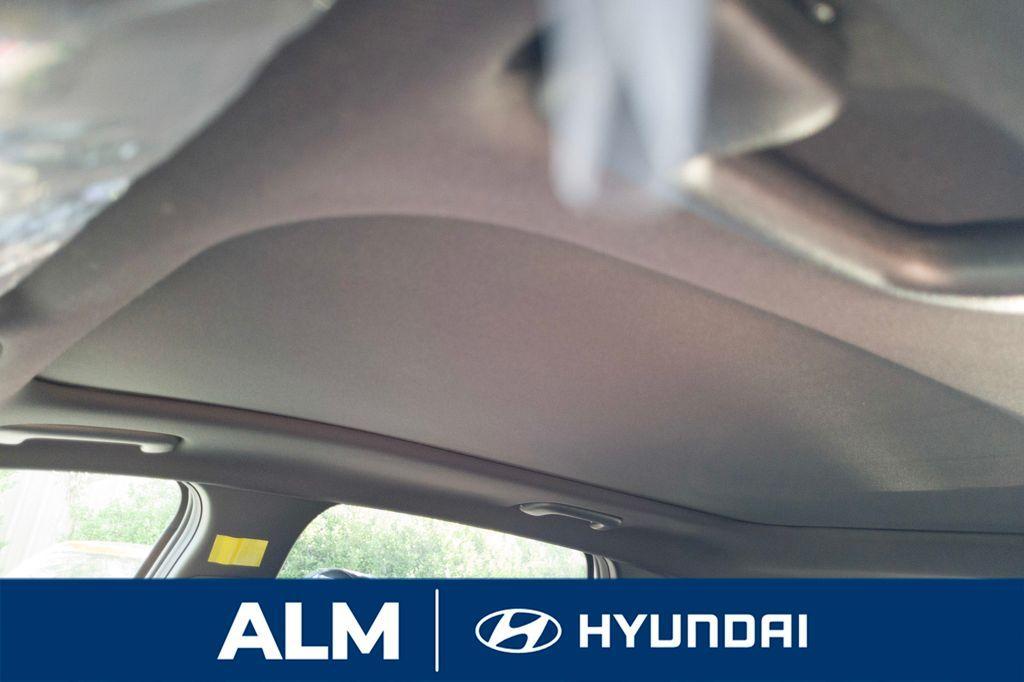 new 2025 Hyundai TUCSON Hybrid car, priced at $36,995