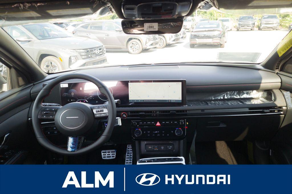 new 2025 Hyundai TUCSON Hybrid car, priced at $36,995
