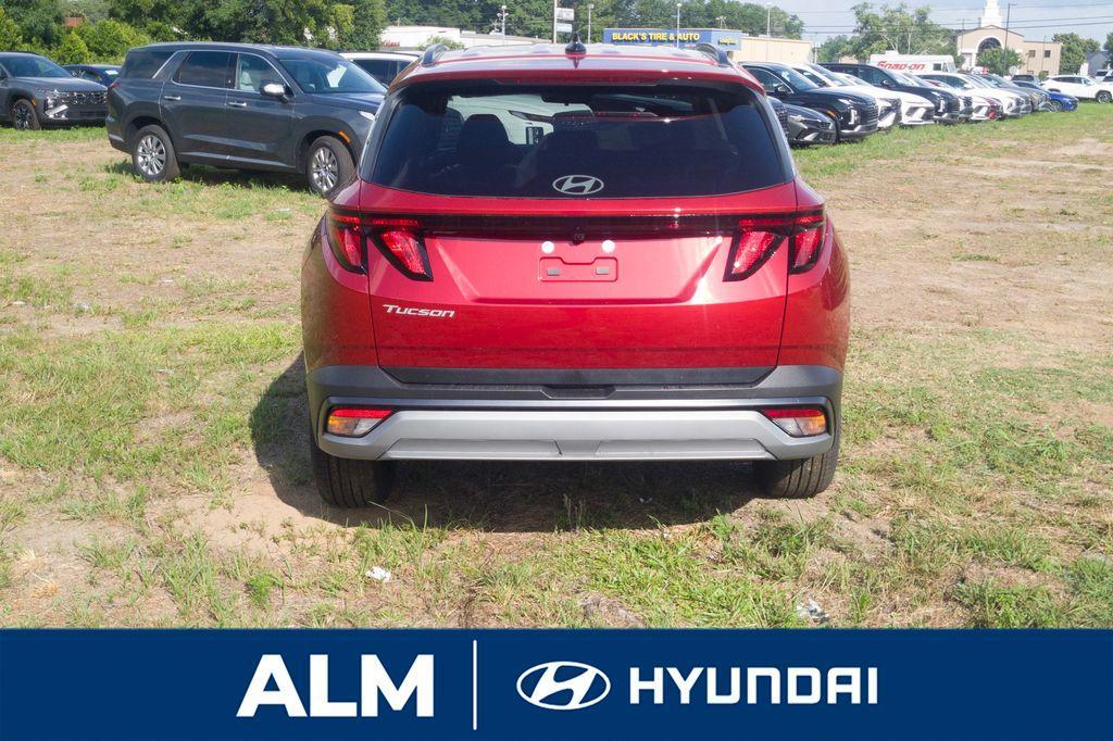 new 2025 Hyundai Tucson car, priced at $29,995