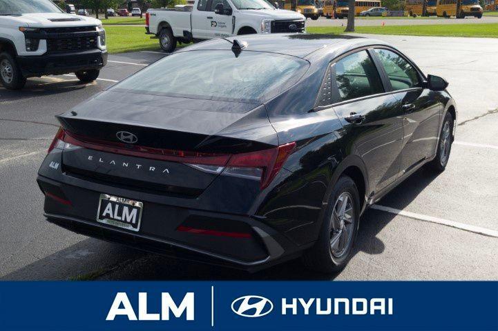 new 2025 Hyundai Elantra car, priced at $22,319