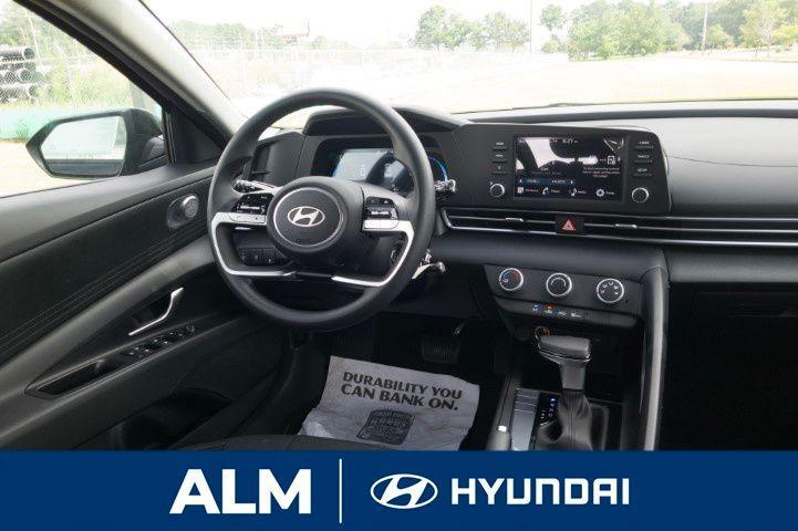 new 2025 Hyundai Elantra car, priced at $22,319