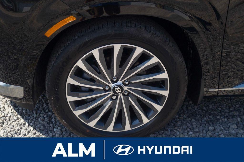 new 2025 Hyundai Santa Fe car, priced at $44,889