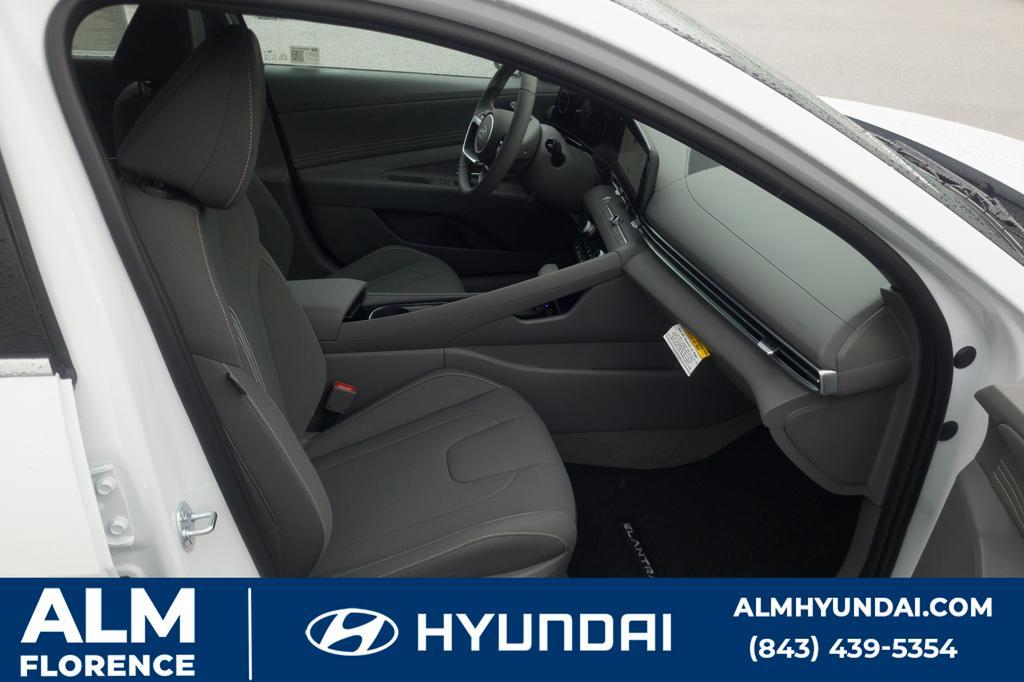 new 2025 Hyundai Elantra car, priced at $24,995