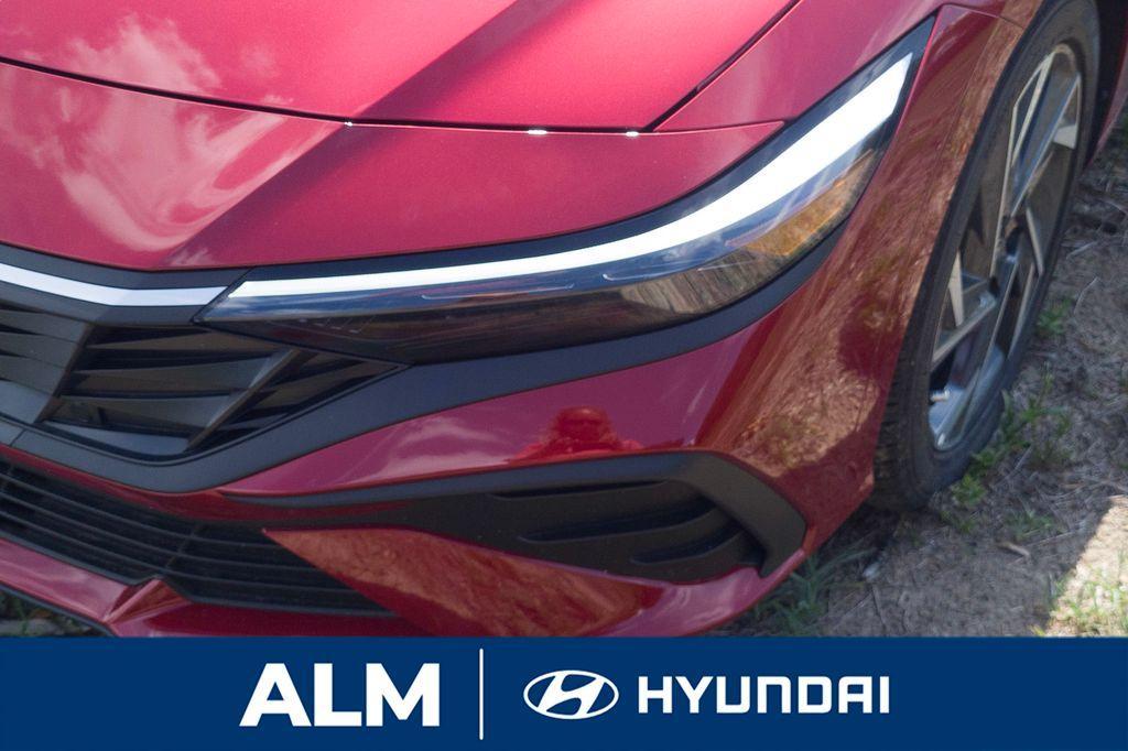 new 2025 Hyundai Elantra car, priced at $21,995