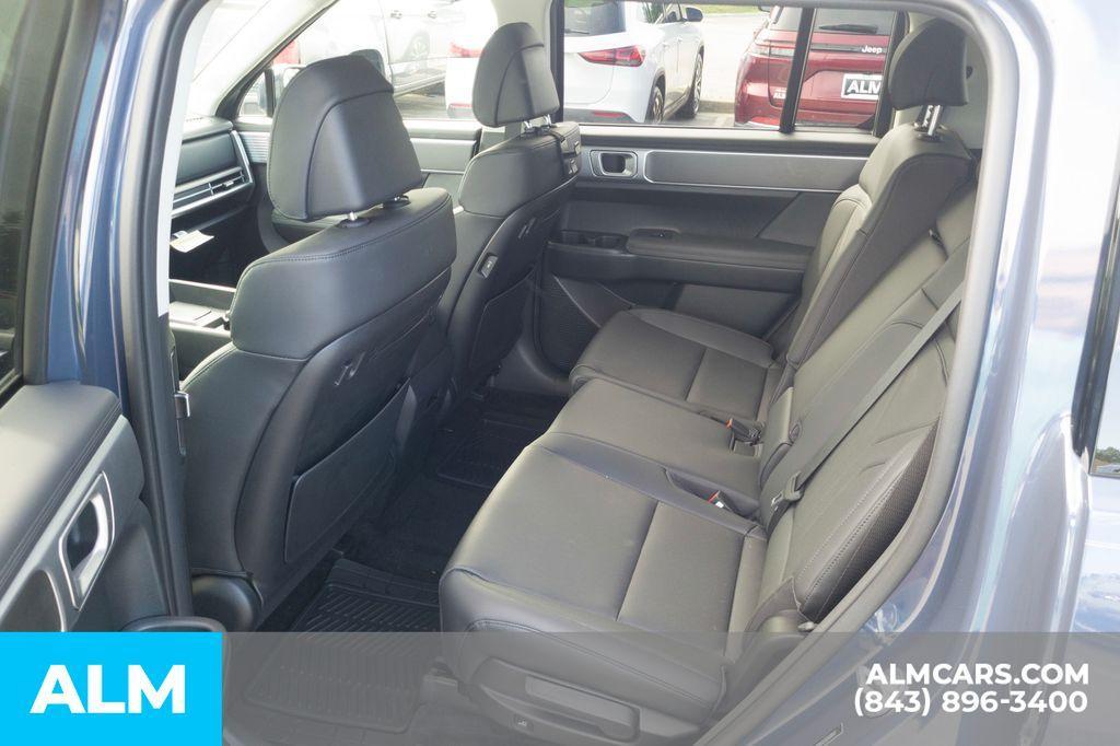 used 2025 Hyundai Santa Fe car, priced at $30,220