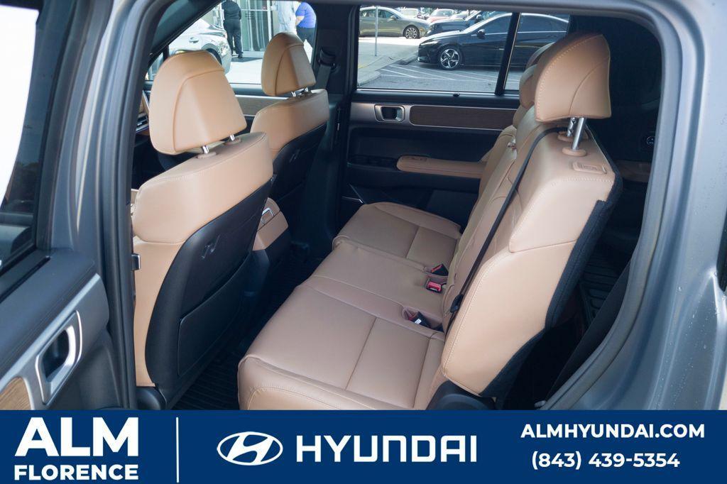 new 2025 Hyundai Santa Fe HEV car, priced at $44,995