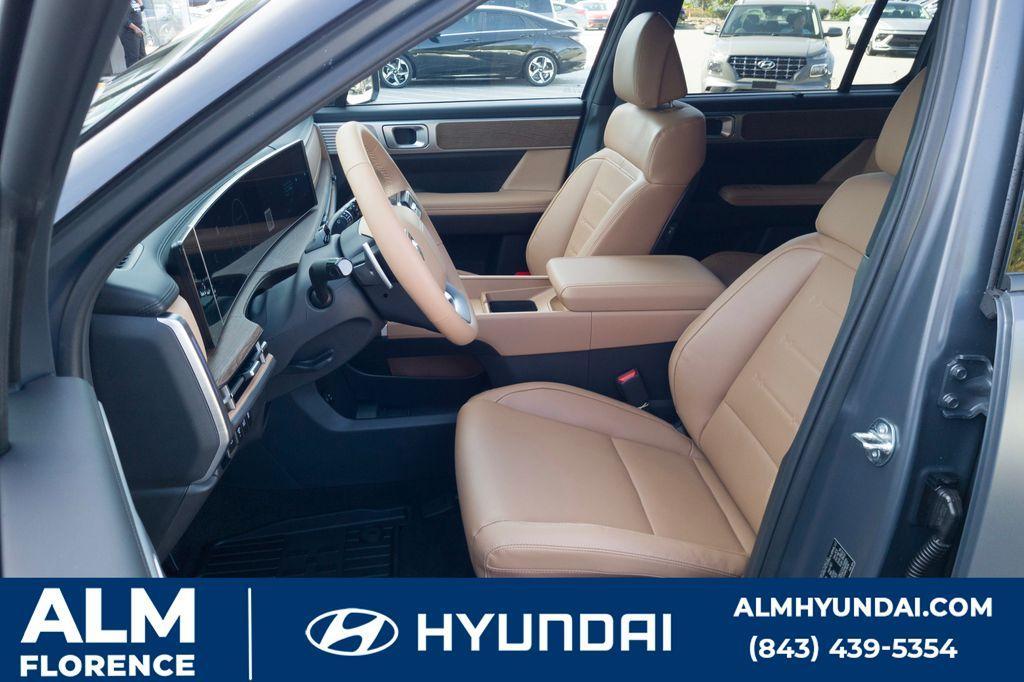 new 2025 Hyundai Santa Fe HEV car, priced at $44,995