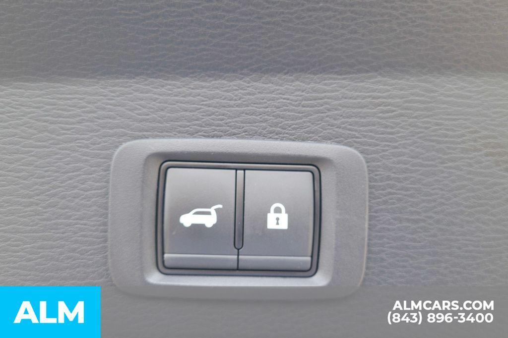 used 2024 Mitsubishi Outlander car, priced at $23,920