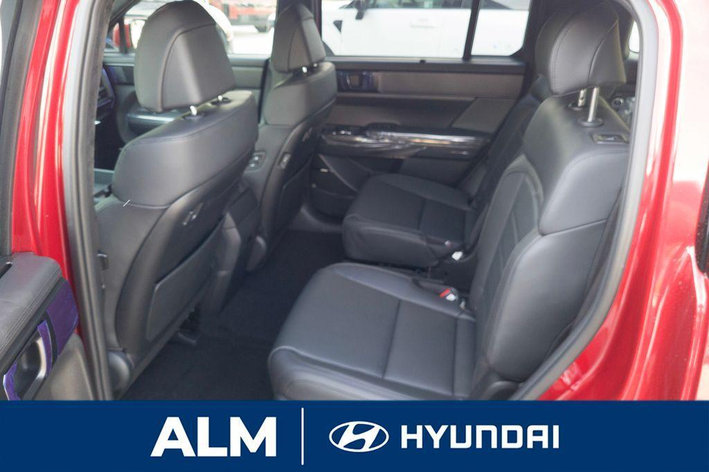 new 2025 Hyundai SANTA FE HEV car, priced at $47,467