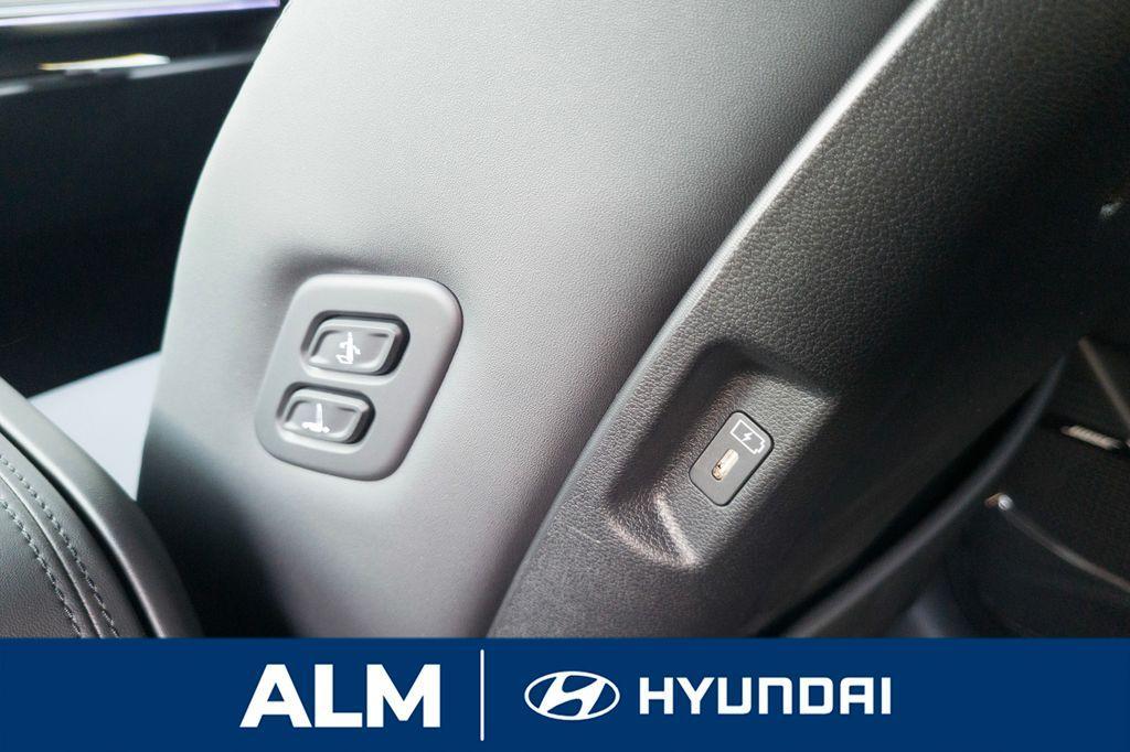 new 2025 Hyundai SANTA FE HEV car, priced at $47,467