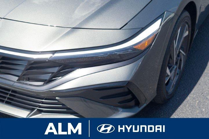 new 2025 Hyundai ELANTRA HEV car, priced at $26,495