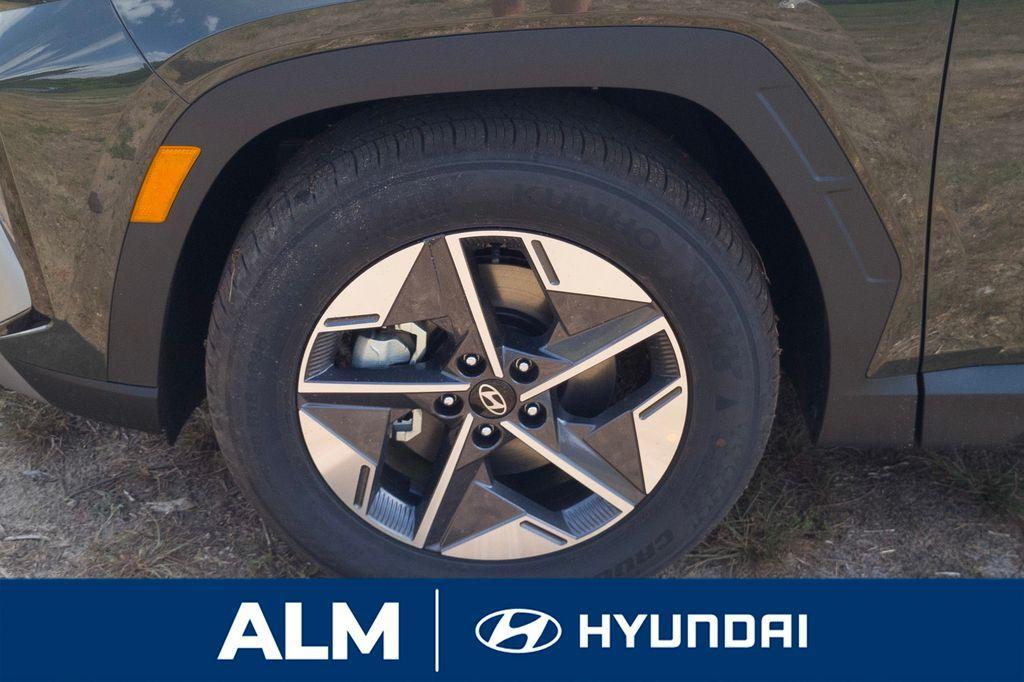 new 2025 Hyundai Tucson car, priced at $28,995
